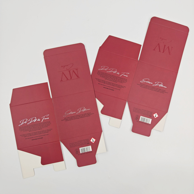 Recyclable 4C Printed UV Logo Candle Boxes For Small Business