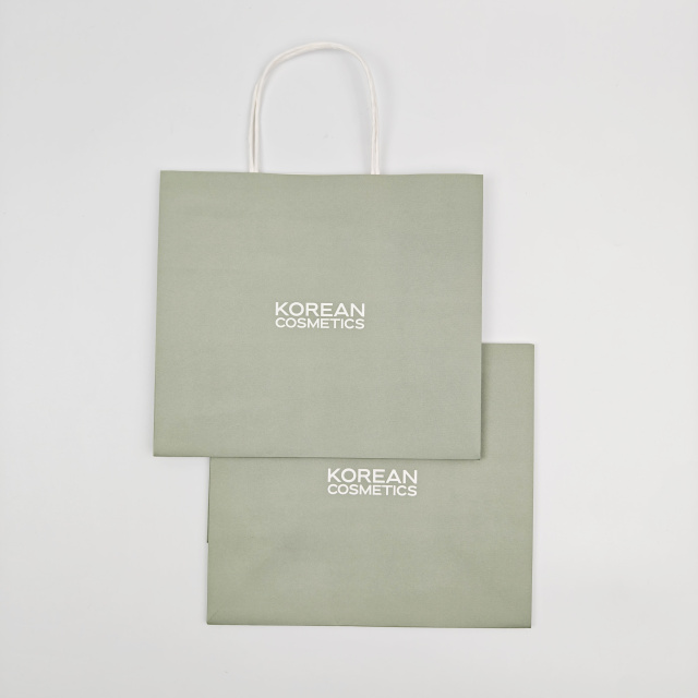 Custom Logo Luxury Green Paper Gift Bags Wholesale Packaging with Your Own Print for Clothing Small Business
