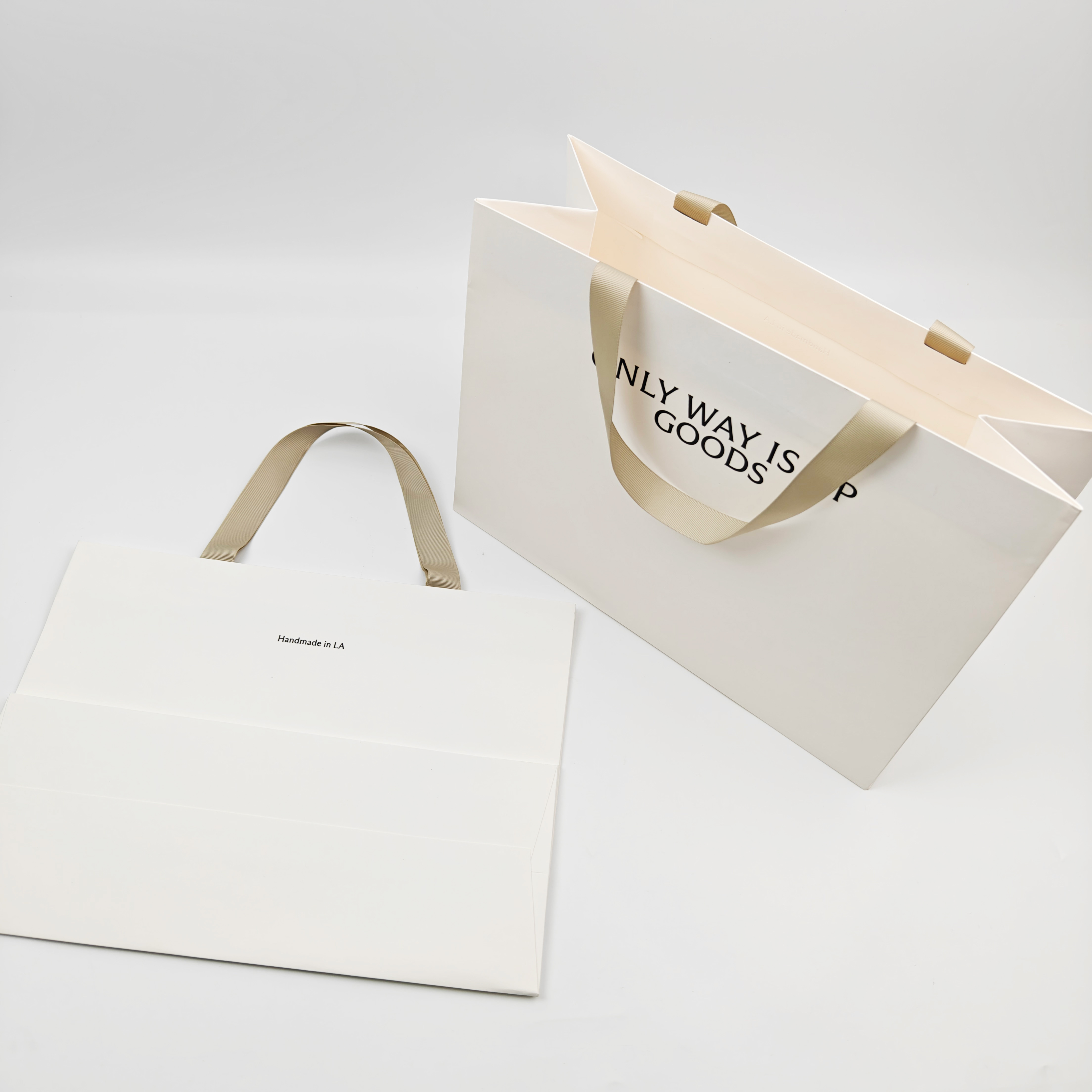Black Foil Stamping Creative Cardboard Bags Custom Logo Hard Paper Shopping Bags