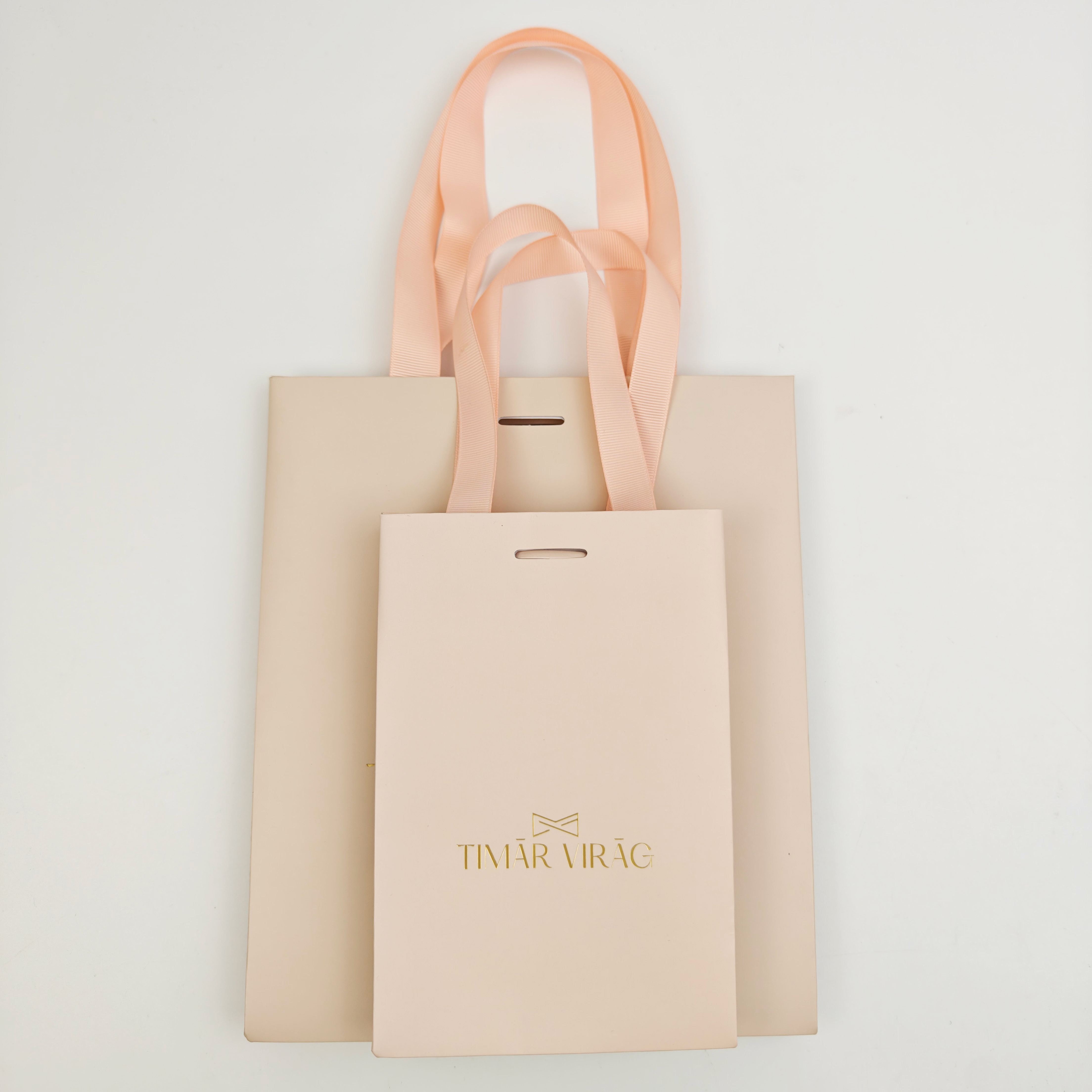 Custom Pink Luxury Paper Bag 250gsm Art Paper with Rope Handle for Jewelry Cosmetic Gift & Clothing Retail Packaging