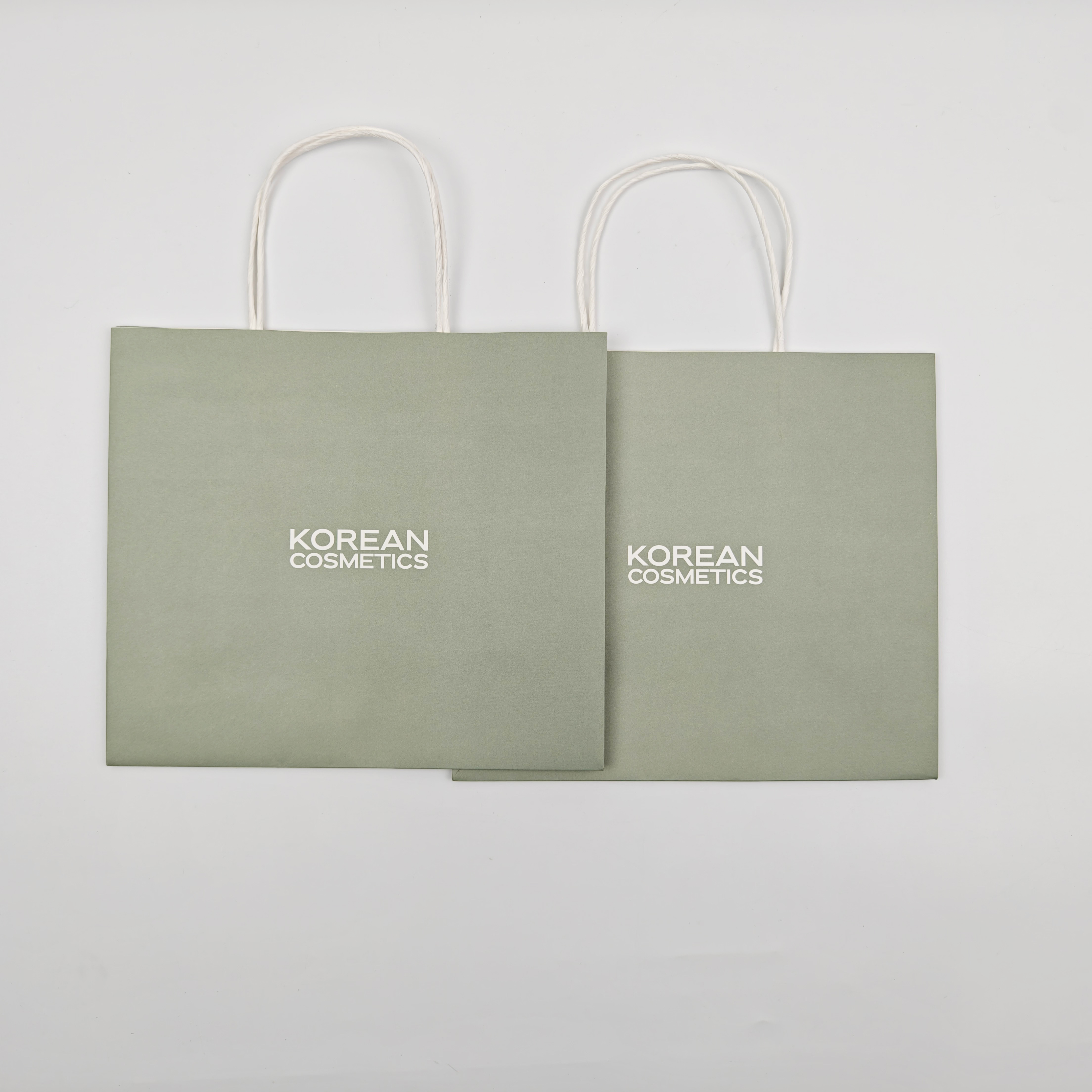 Custom Logo Luxury Green Paper Gift Bags Wholesale Packaging with Your Own Print for Clothing Small Business