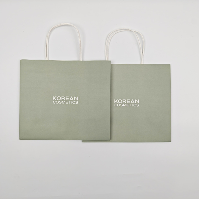 Custom Logo Luxury Green Paper Gift Bags Wholesale Packaging with Your Own Print for Clothing Small Business