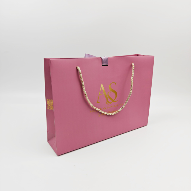 Custom Gold Foil Logo Shopping Bags Luxury Gift Packaging with Rope Handles for Clothing Retail