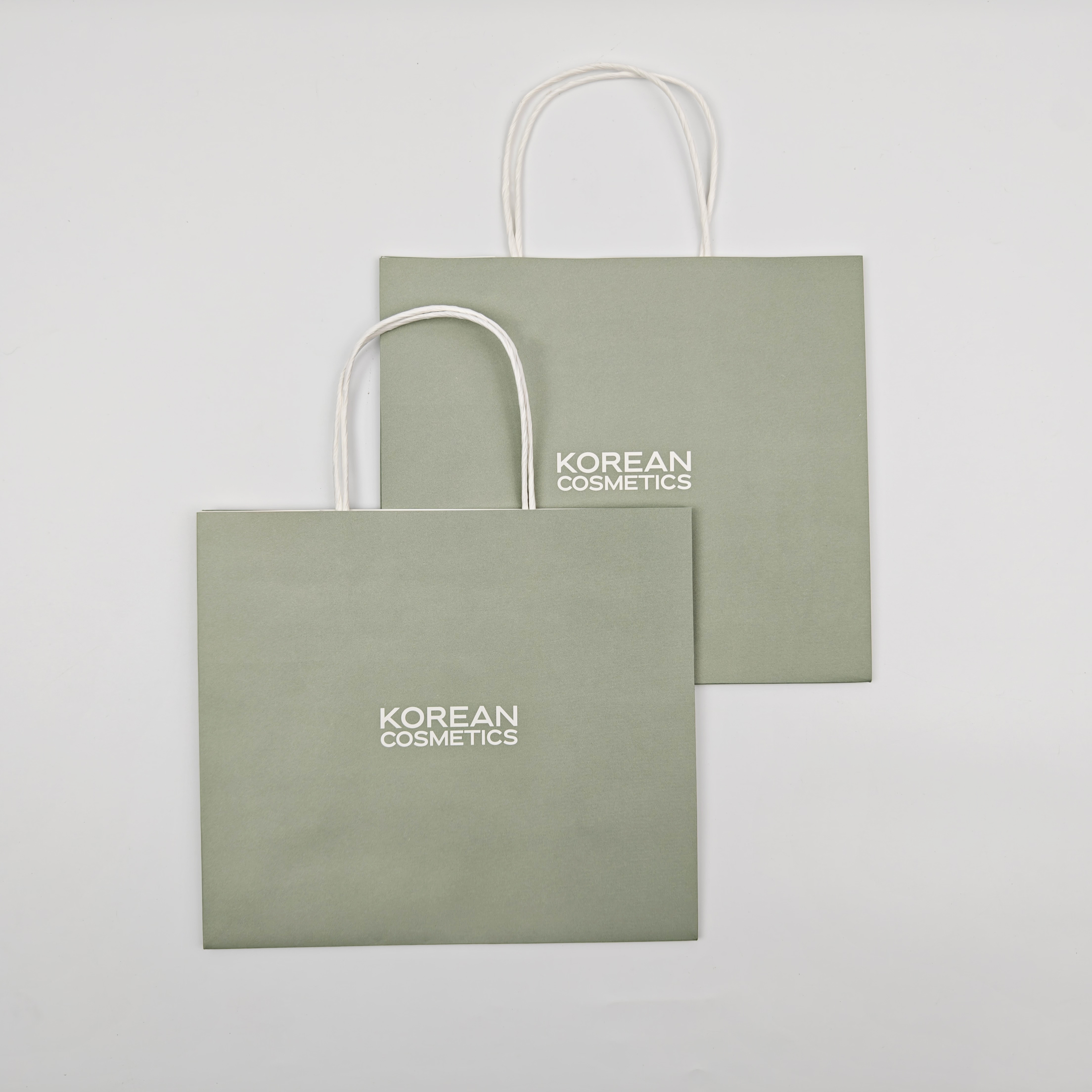 Custom Logo Luxury Green Paper Gift Bags Wholesale Packaging with Your Own Print for Clothing Small Business
