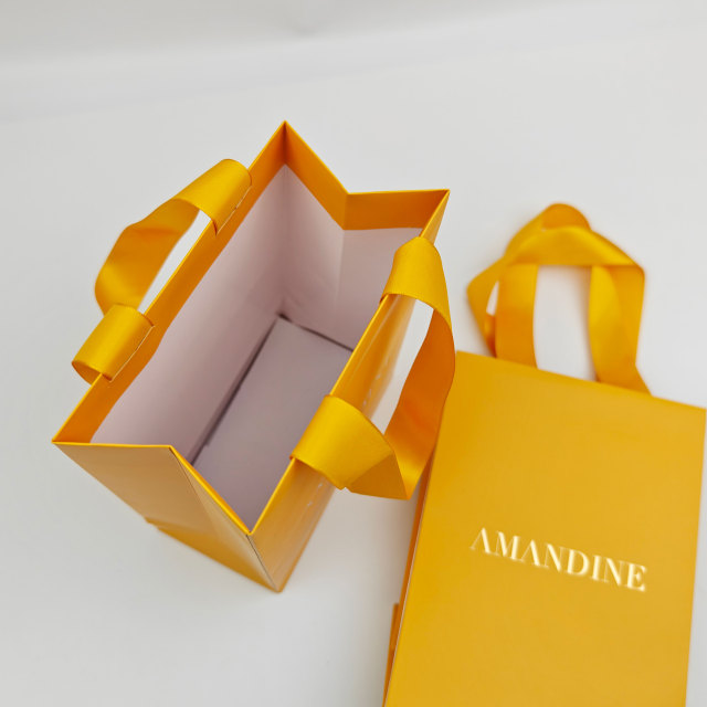 Custom Logo Printed Luxury Yellow Paper Bags