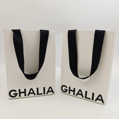 Customized UV Logo Luxury Paper Shopping Bags