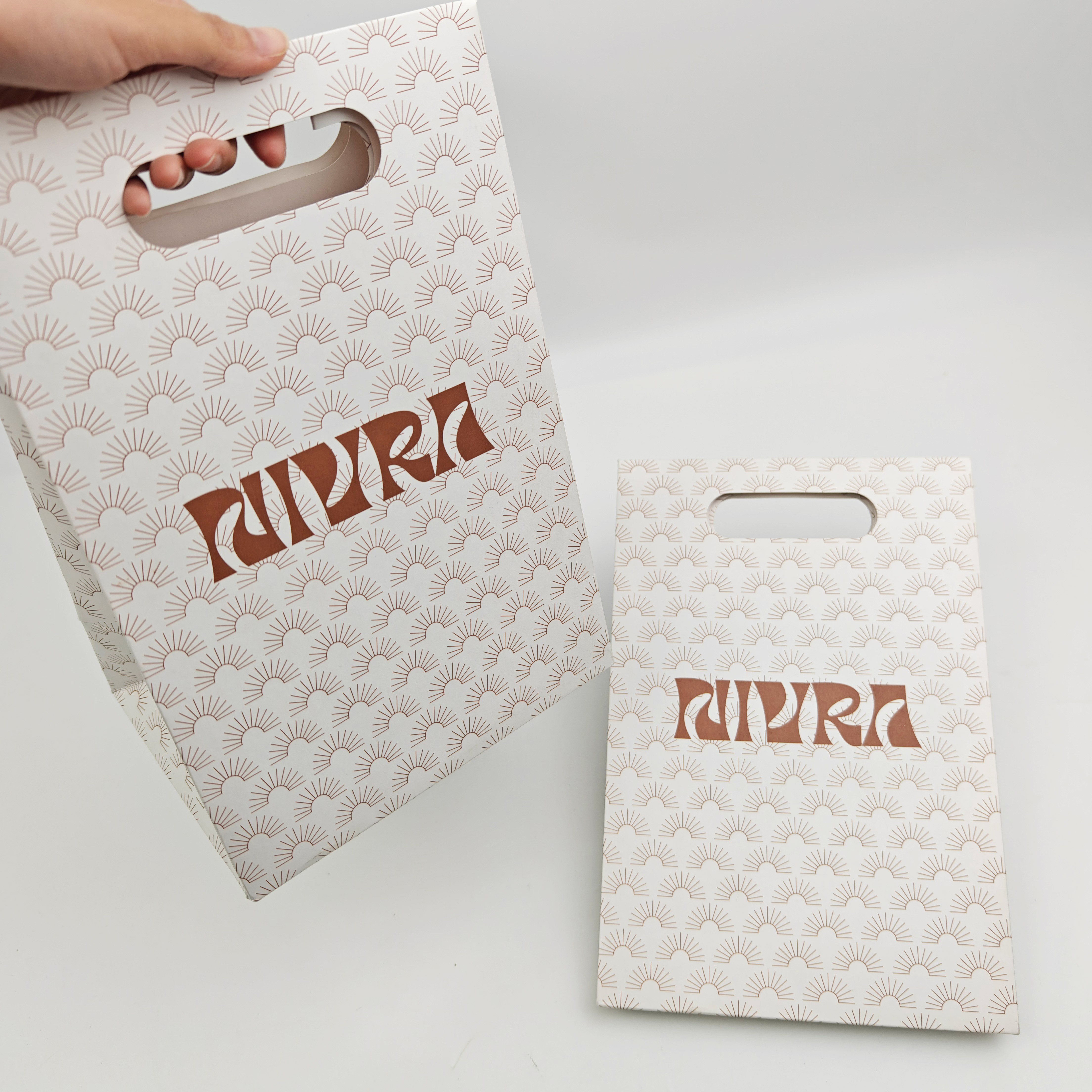 Custom Logo Thick Coated Paper Bags with Handles Premium Luxury Retail Shopping Bags