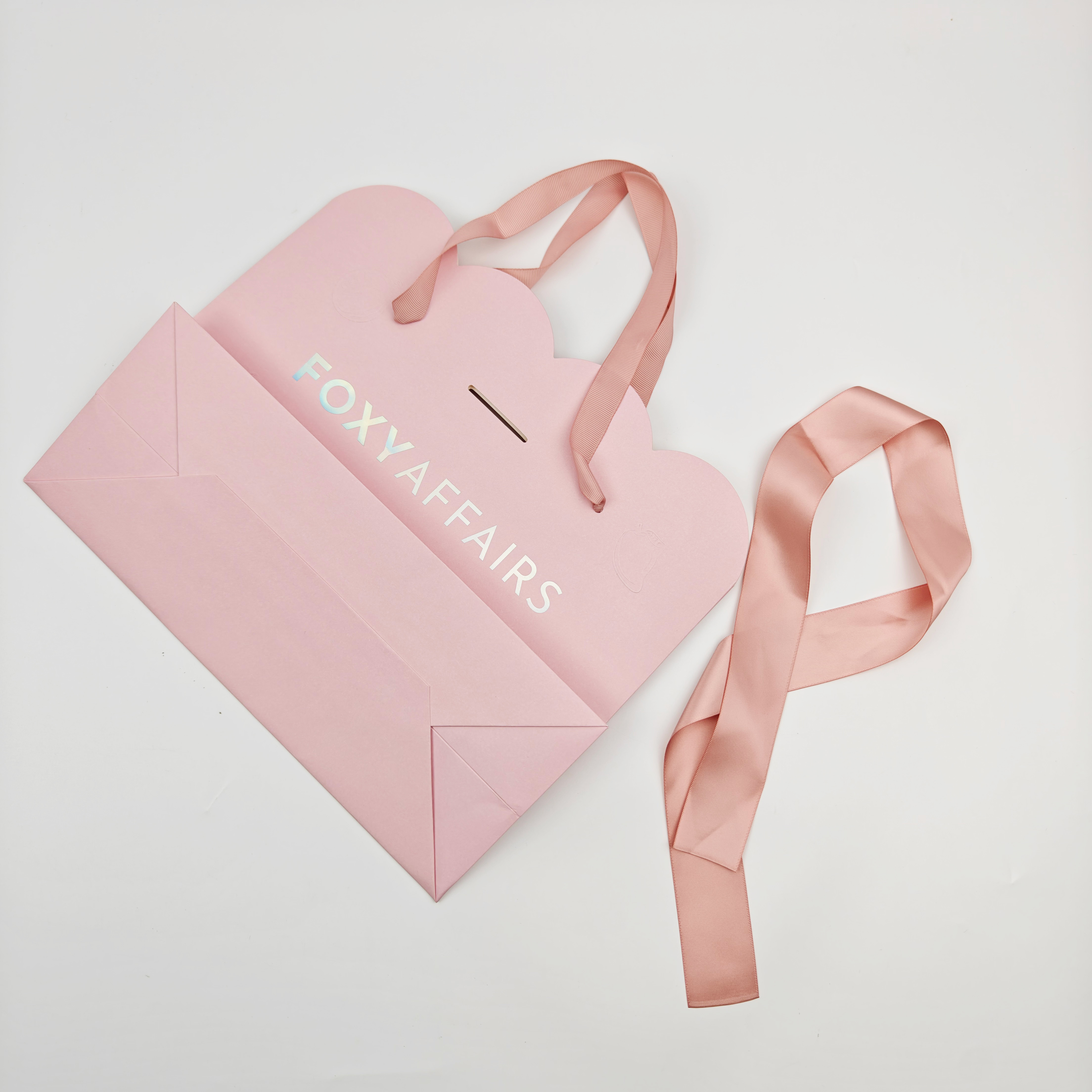 Luxury Paper Bags with Ribbon Handles Custom Printed Luxury Paper Packaging Bags