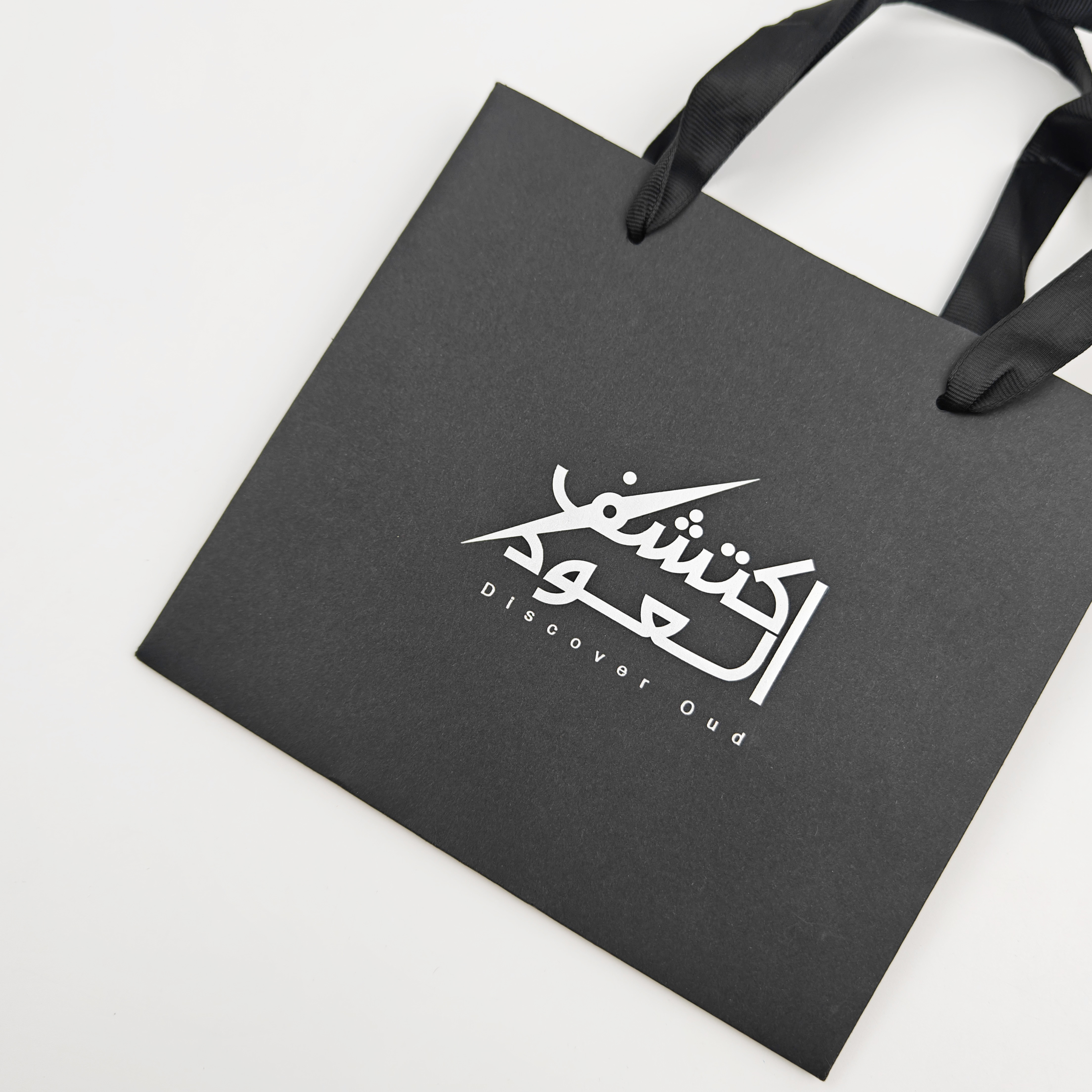 Custom Eco-Friendly Silver Logo Luxury Gift Bag with Ribbon For Cosmetics & Jewelry