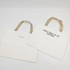 Black Foil Stamping Creative Cardboard Bags Custom Logo Hard Paper Shopping Bags
