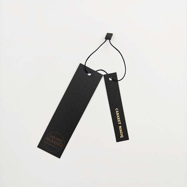 Custom Eco Recyclable Low MOQ Black Hang Tags with Hot Stamping Logo