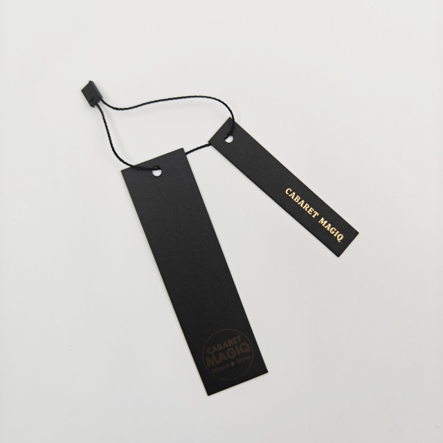 Custom Eco Recyclable Low MOQ Black Hang Tags with Hot Stamping Logo