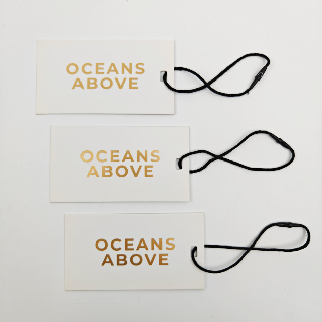 Wholesale Custom Thick Paper Hang Tags Eco-Friendly Luxury Garment Tag with Gold Logo