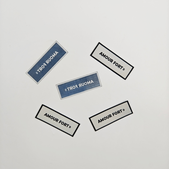 Custom Center Fold Woven Size Labels Wholesale Garment Label with Free Design & Your Logo