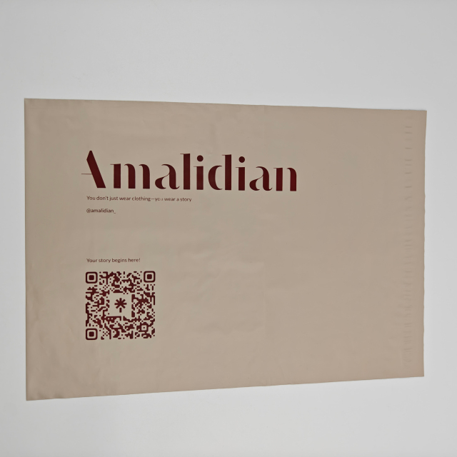 Premium Custom Courier Bags Logo Printing & OEM Service for Garment Brands