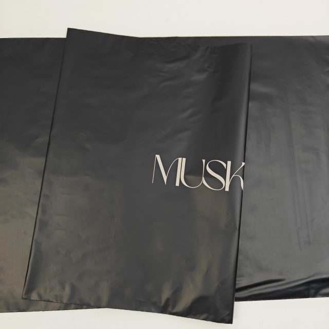 INFFY Eco-Friendly Custom Shipping Bags with Logo Poly Mailers for Clothing Brands