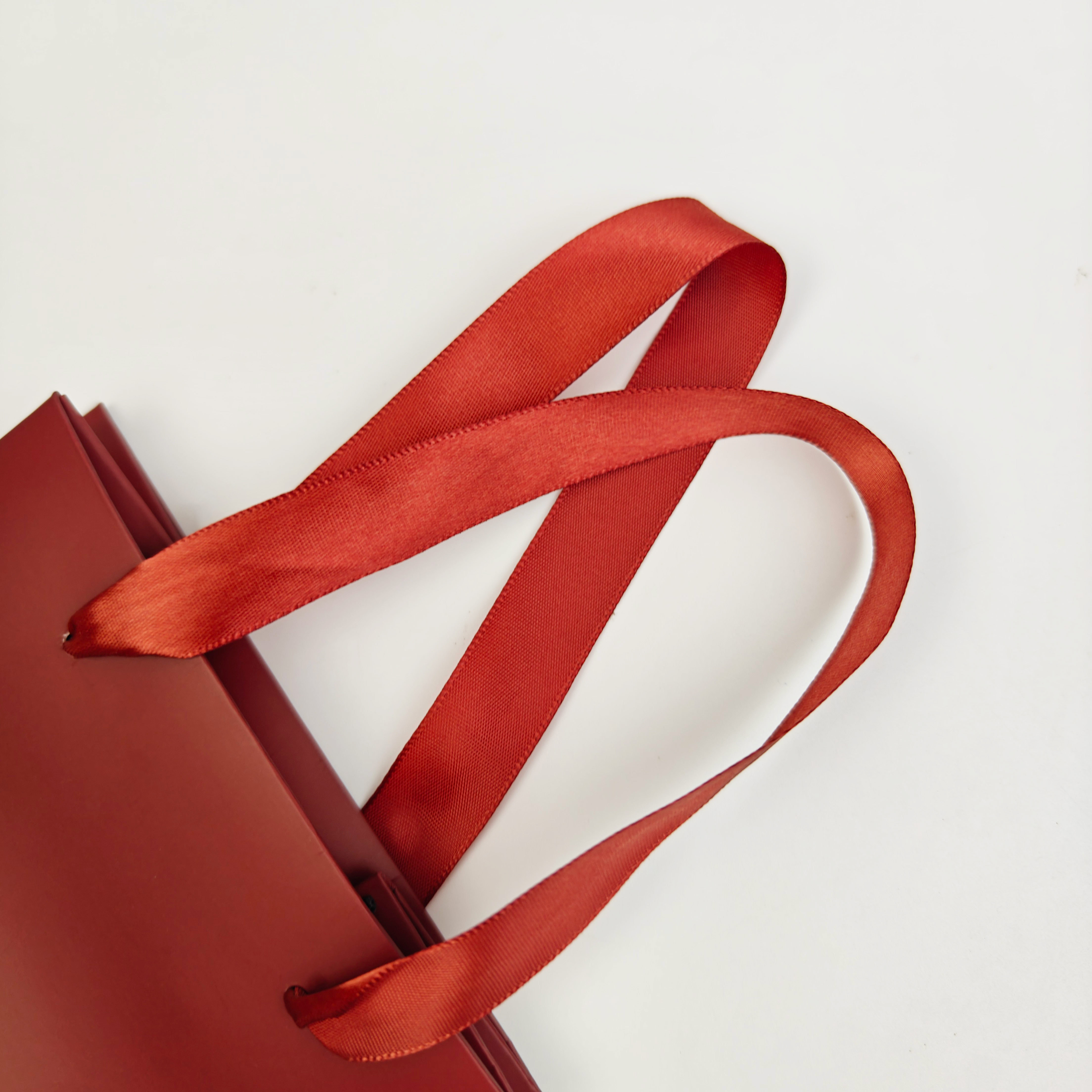 Custom Logo Matte Paper Gift Bags Ribbon Handles & Luxury Red Paperboard