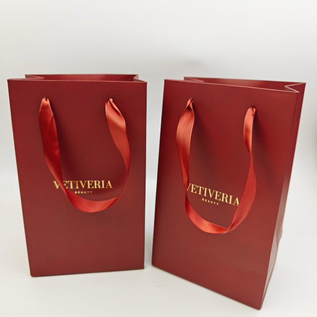 Custom Logo Matte Paper Gift Bags Ribbon Handles & Luxury Red Paperboard