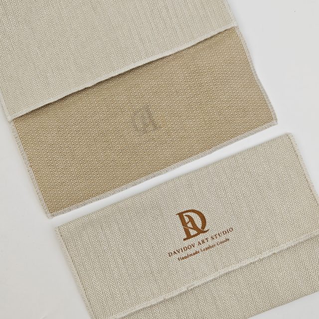 Velvet Envelope Flap Jewelry Pouch Premium Flap Closure Structure with Custom Logo Embossing for Watch & Makeup Gift Storage