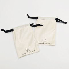 Medium Velvet Drawstring Jewelry Pouch | Luxury Flannel-Lined Construction with Custom Logo Print for Gift Packaging