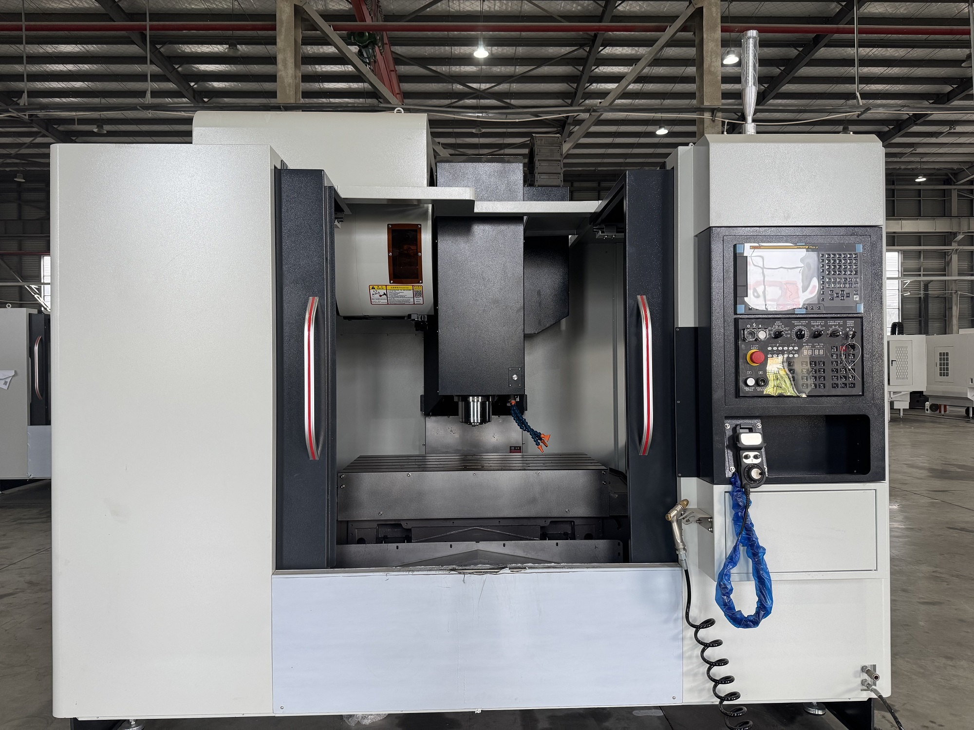 VMC855 3/4/5 Aixs CNC Milling Supplier Vertical Machining Centers With Syntec System Automatic High Precision Cheap Price