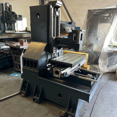 Hot Sale Gantry Cnc Milling Machine 3 Axis Machining Center Cnc Aluminium Profile Vertical Milling Machining Center