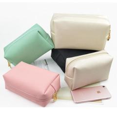 Customized Fashion Bulk Small Travel Zippered PVC Leather Toiletry Makeup Storage Cosmetic Pouch Bag Wholesale