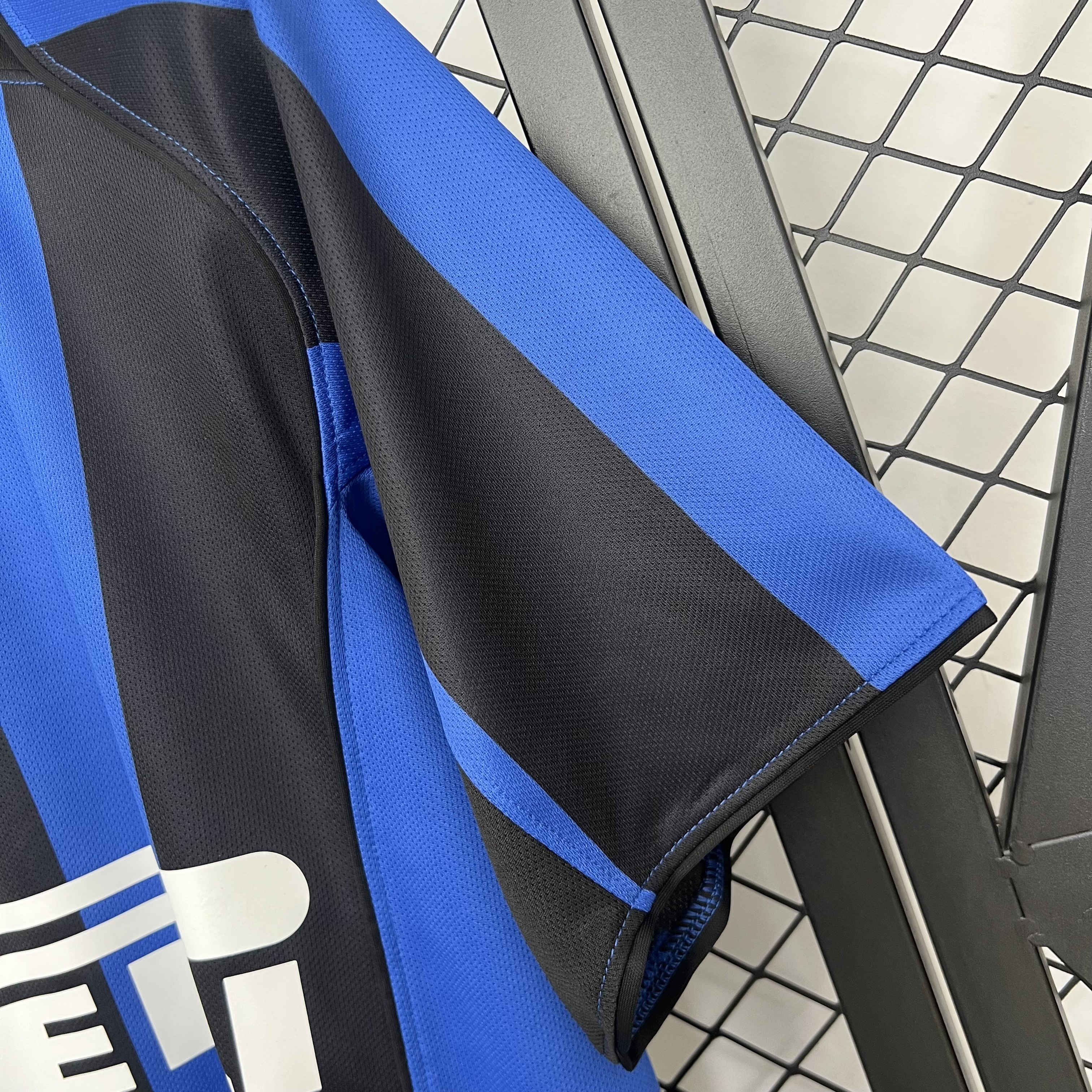 Inter Milan Retro Jersey Custom Home Soccer Jersey 2004/05