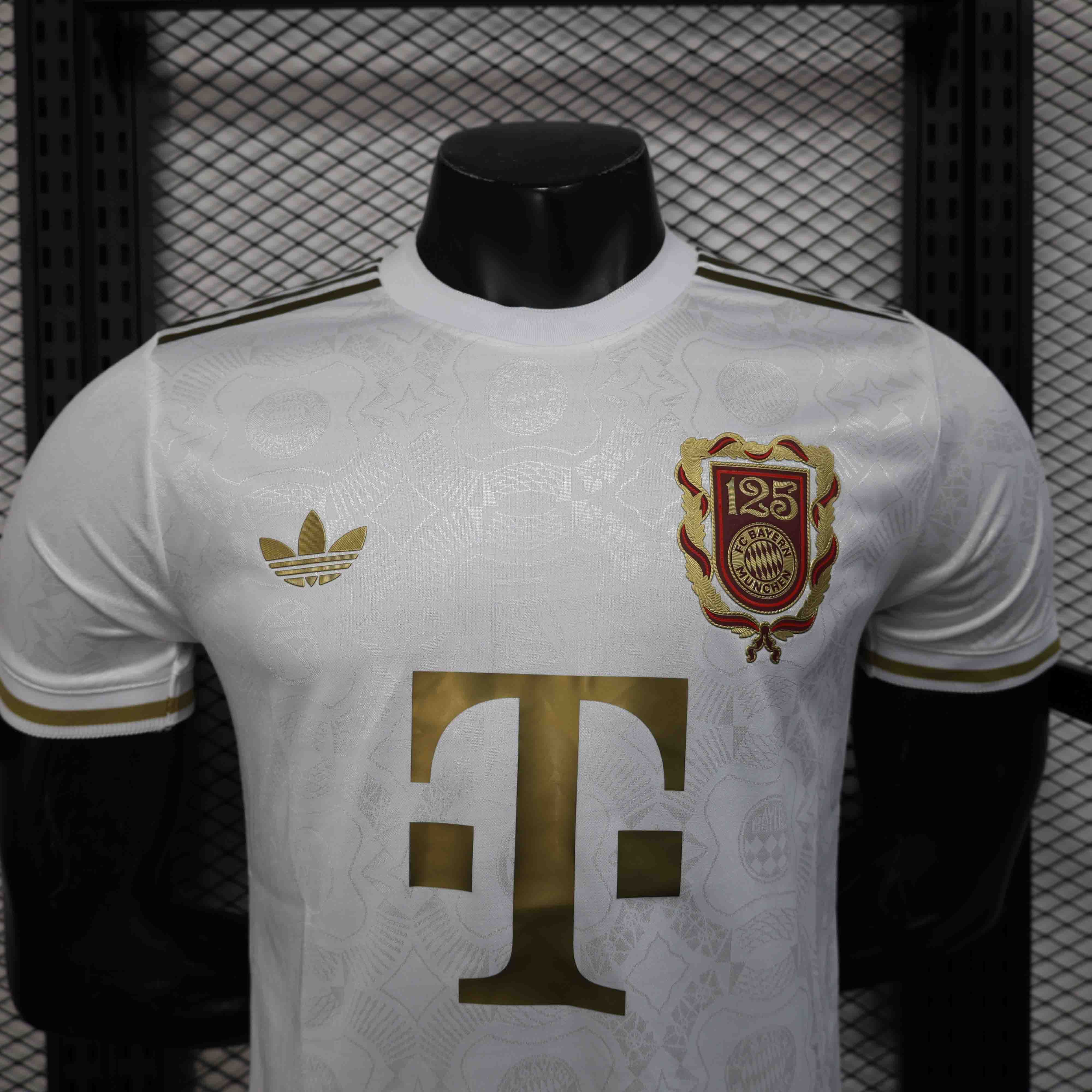 Authentic Bayern Munich Soccer Jersey Shirt 2025/26 125th Anniversary