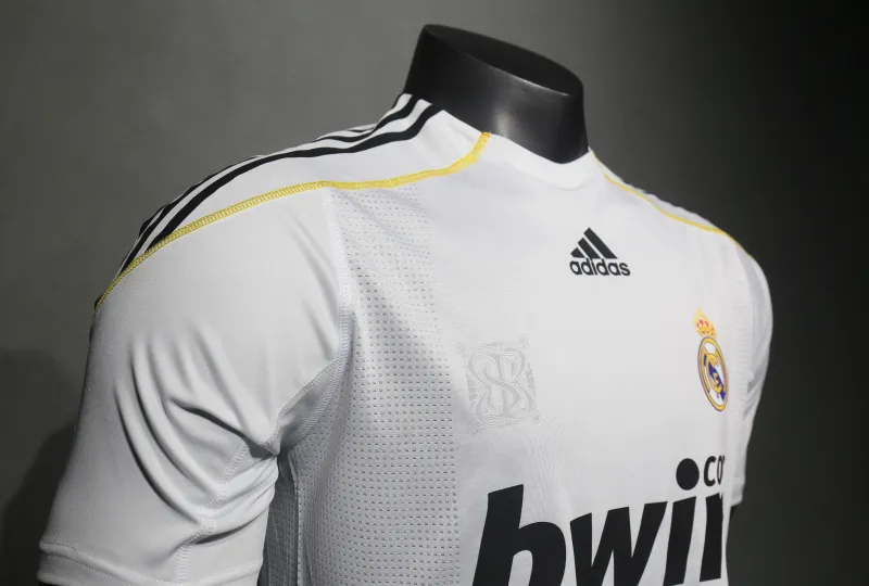 Real Madrid Authentic Retro Jersey Home Soccer Shirt 2009/10