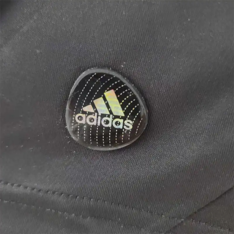 Real Madrid Retro Jersey Away Goalkeeper Black Soccer Custom Shirt 2011/12