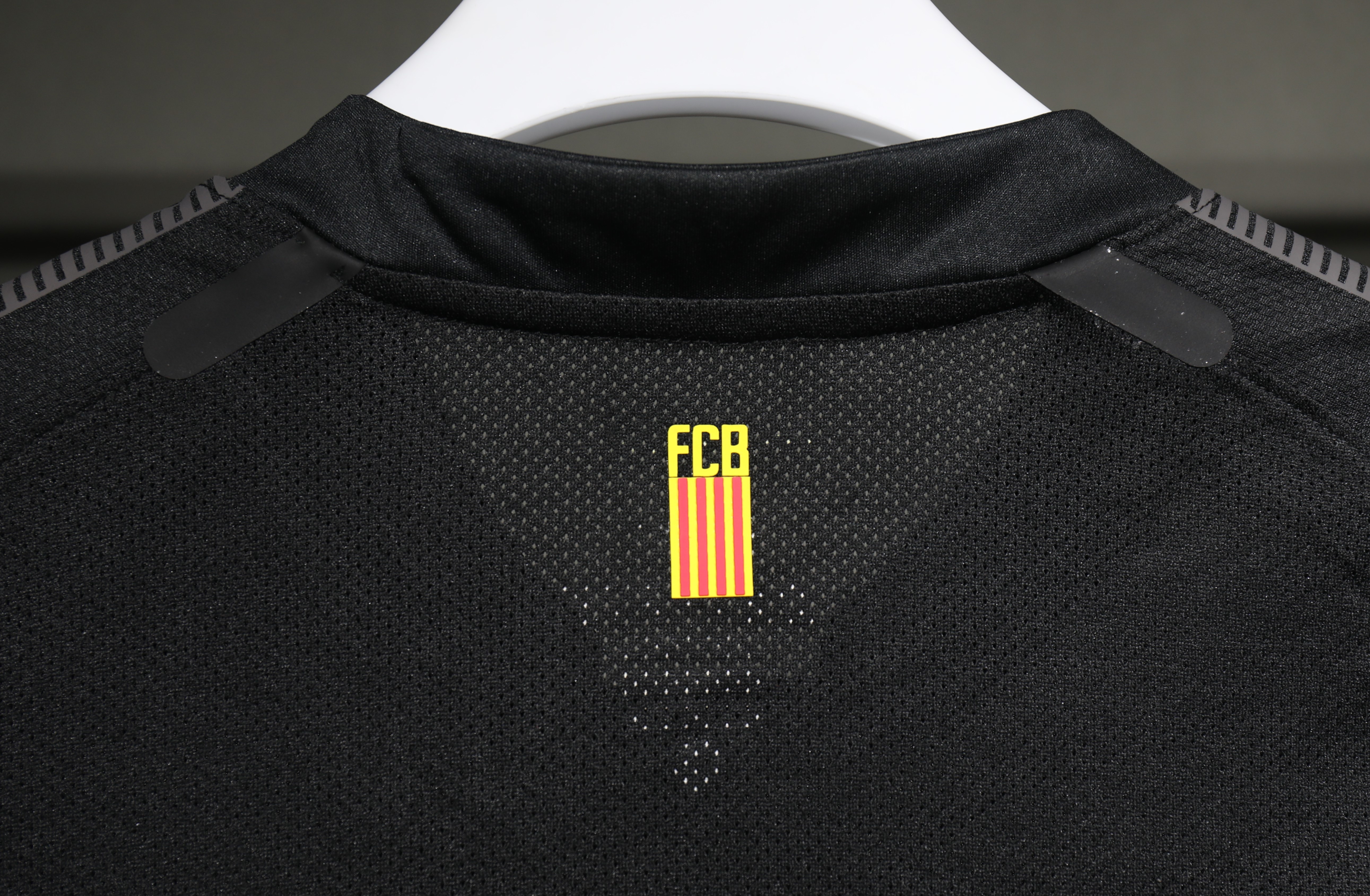 Authentic Barcelona Retro Jersey Away Long Sleeve Soccer Shirt 2011-12