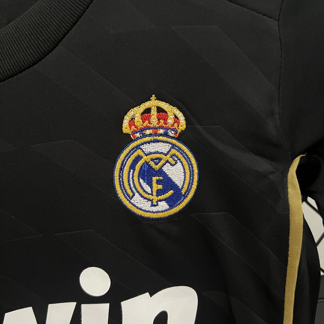 Real Madrid Retro Jersey Away Kids Kit Jersey+Shorts 2011/12