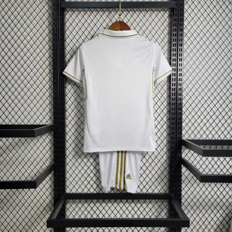 Real Madrid Retro Jersey Home Kids Kit Jersey+Shorts 2011/12