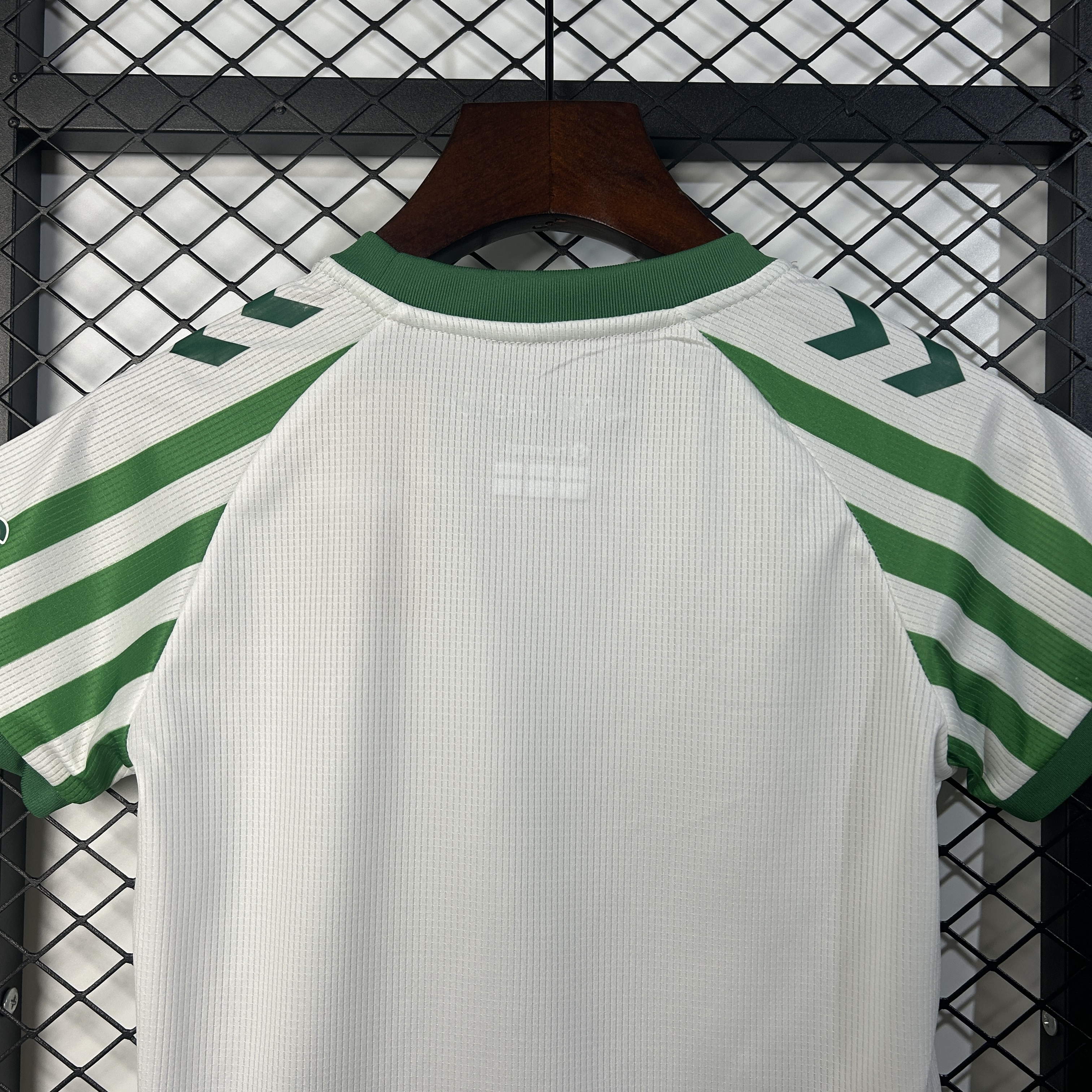 Real Betis  the Conference League Final Kids Kit Jersey+Shorts 2024/25