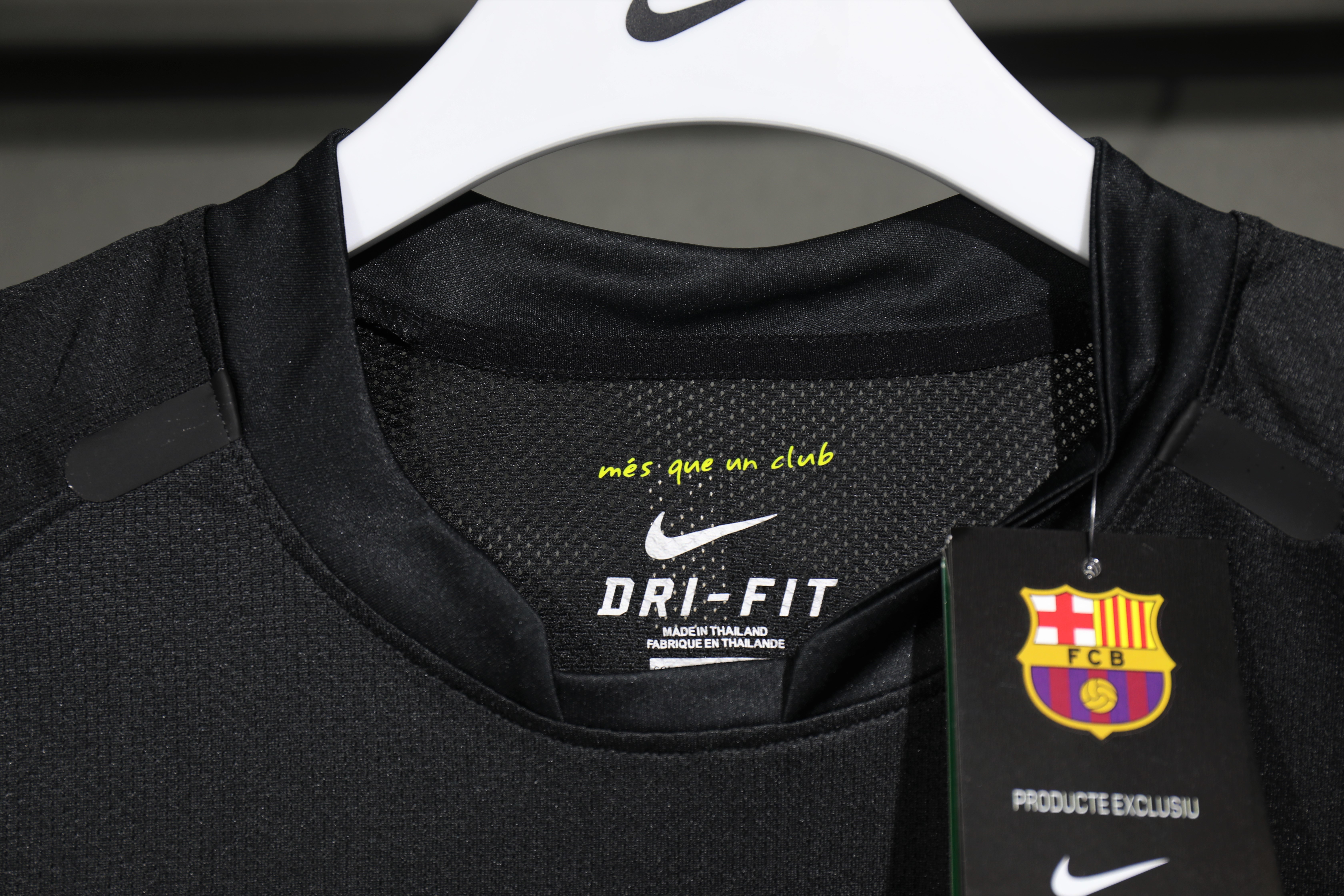 Authentic Barcelona Retro Jersey Away Soccer Shirt 2011-12