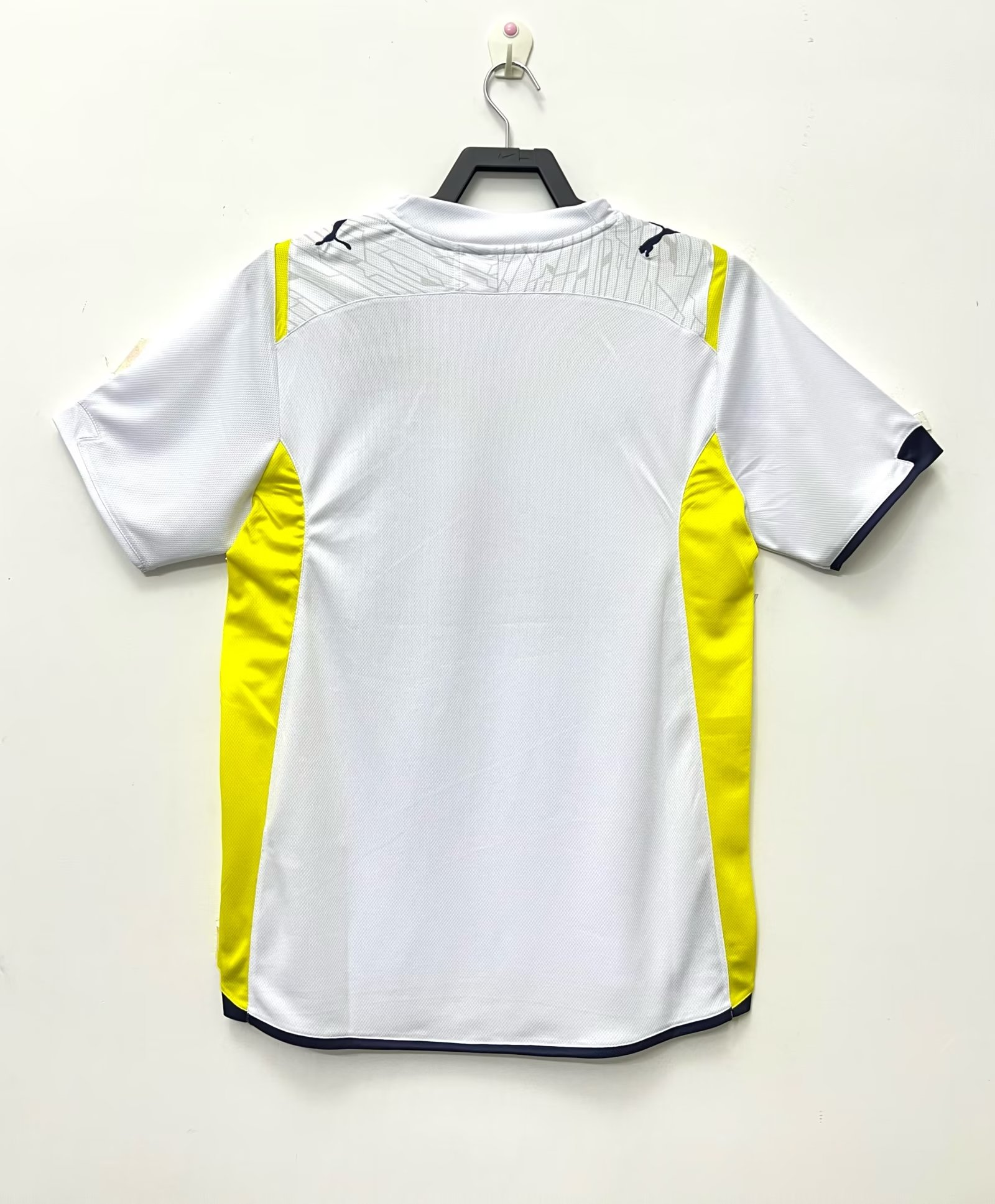 Tottenham Hotspur Retro Football Jersey Home Custom Shirt 2009/10
