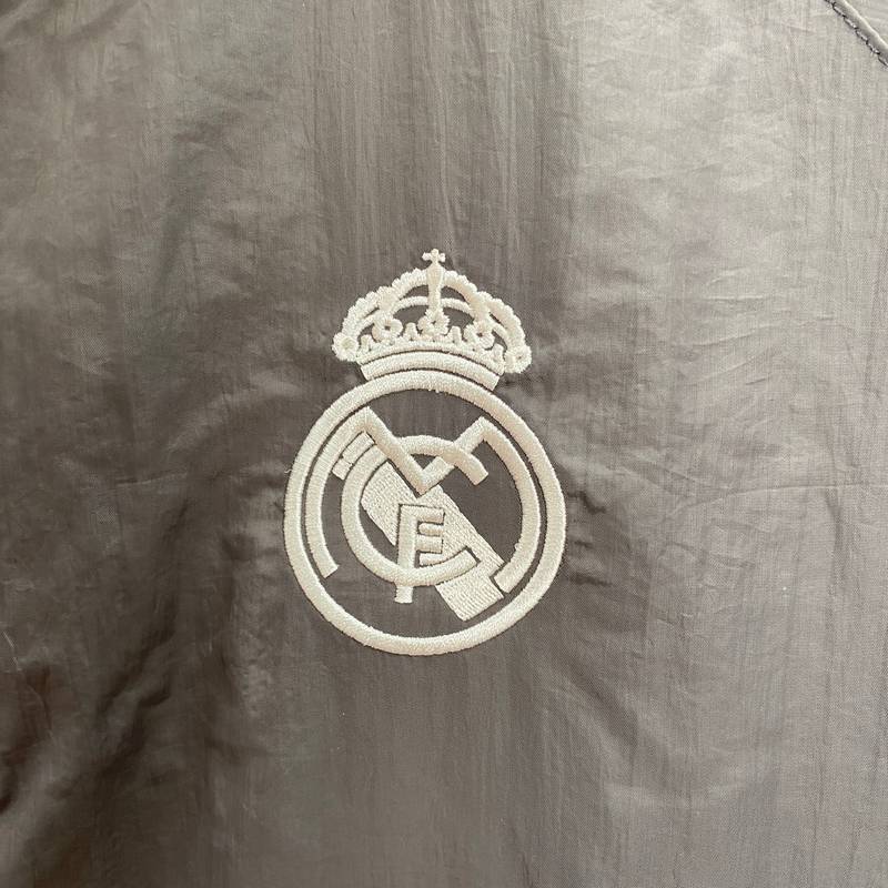 Real Madrid Windbreaker (Top) 2024/25