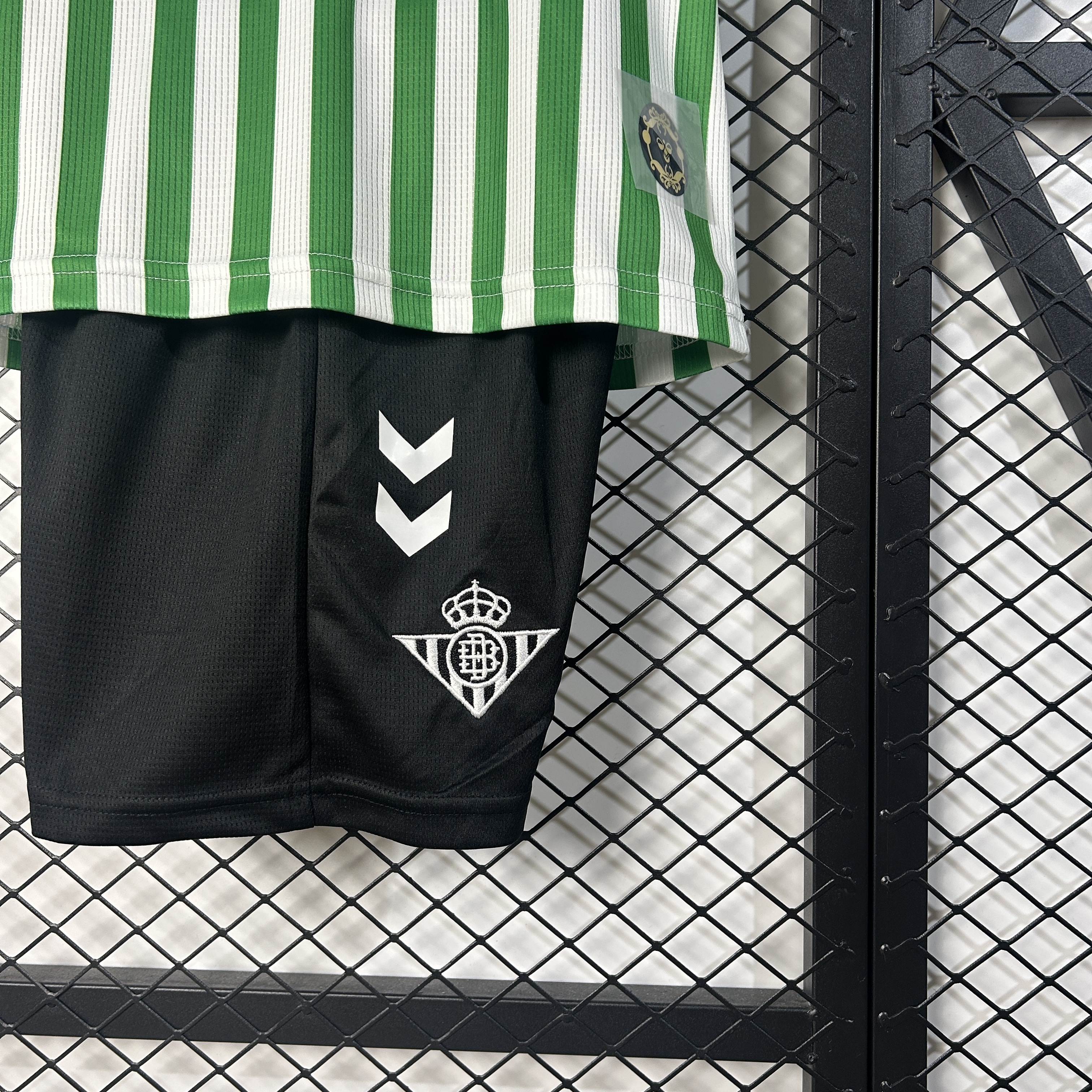 Real Betis  the Conference League Final Kids Kit Jersey+Shorts 2024/25
