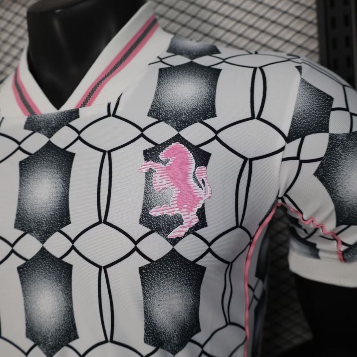 Juventus Authentic Soccer Jersey Travel Shirt 2025/26