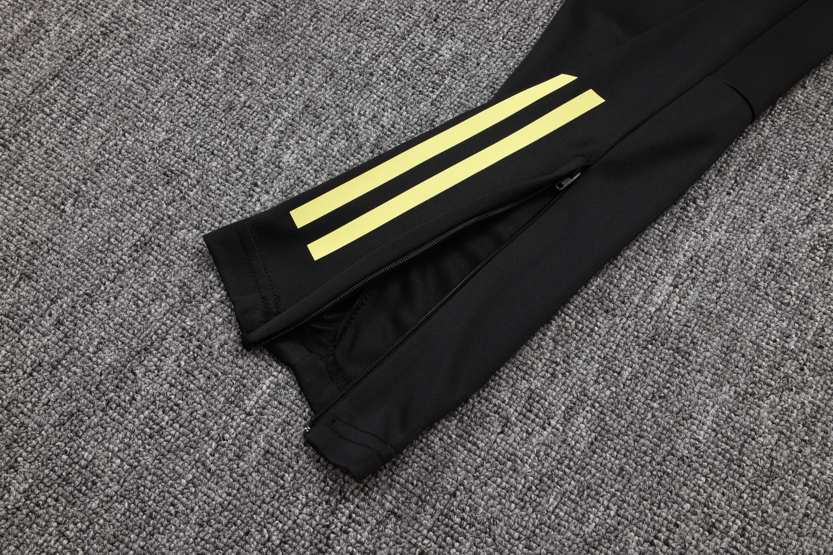 Juventus Training Kit (Sweatshirt+Pants) Black 2025/26