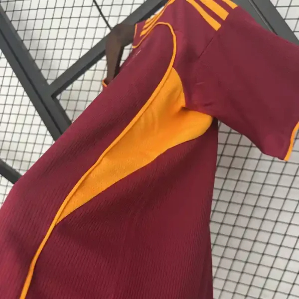 Roma Soccer Jersey Home Custom Shirt 2025/26