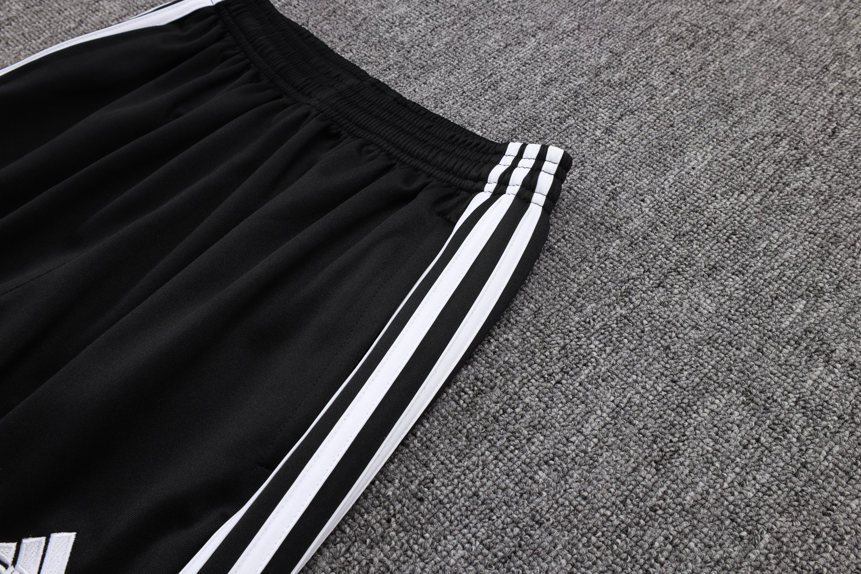 Juventus Training Kit (Jacket+Pants) White 2025/26