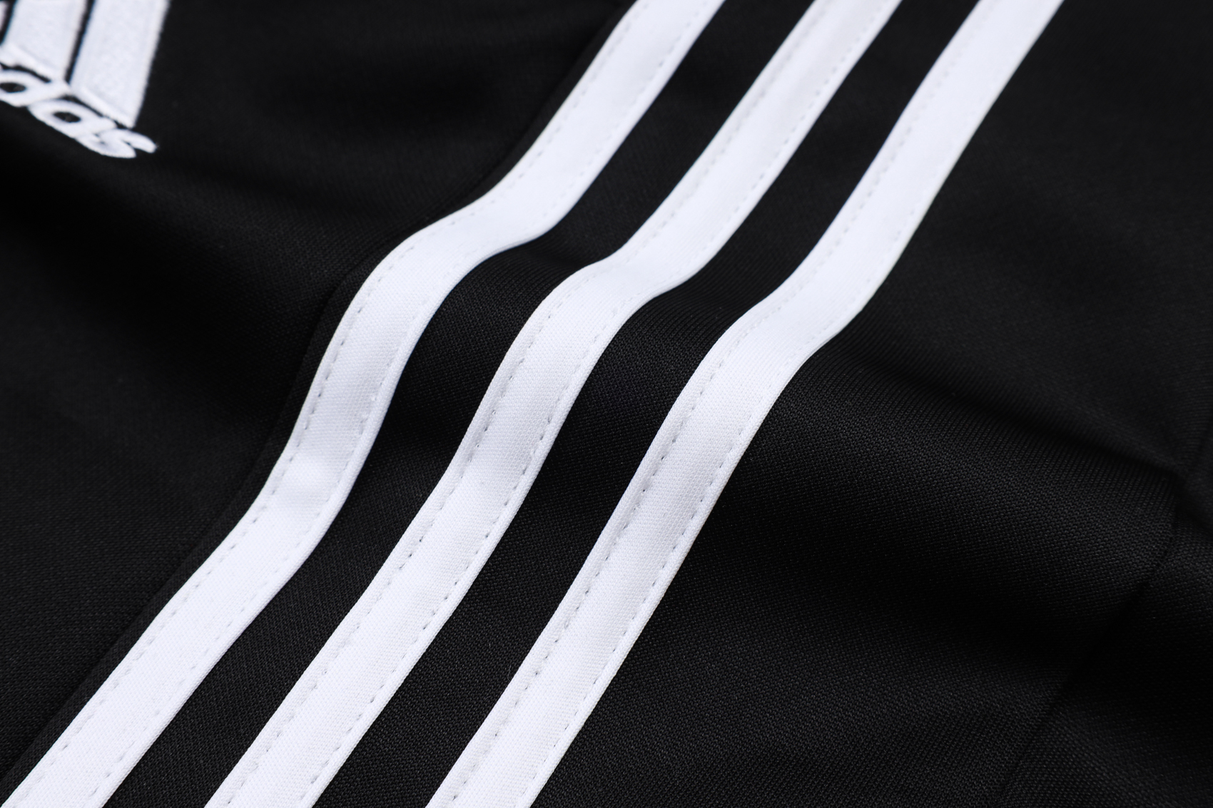 Juventus Training Kit (Jacket+Pants) White 2025/26