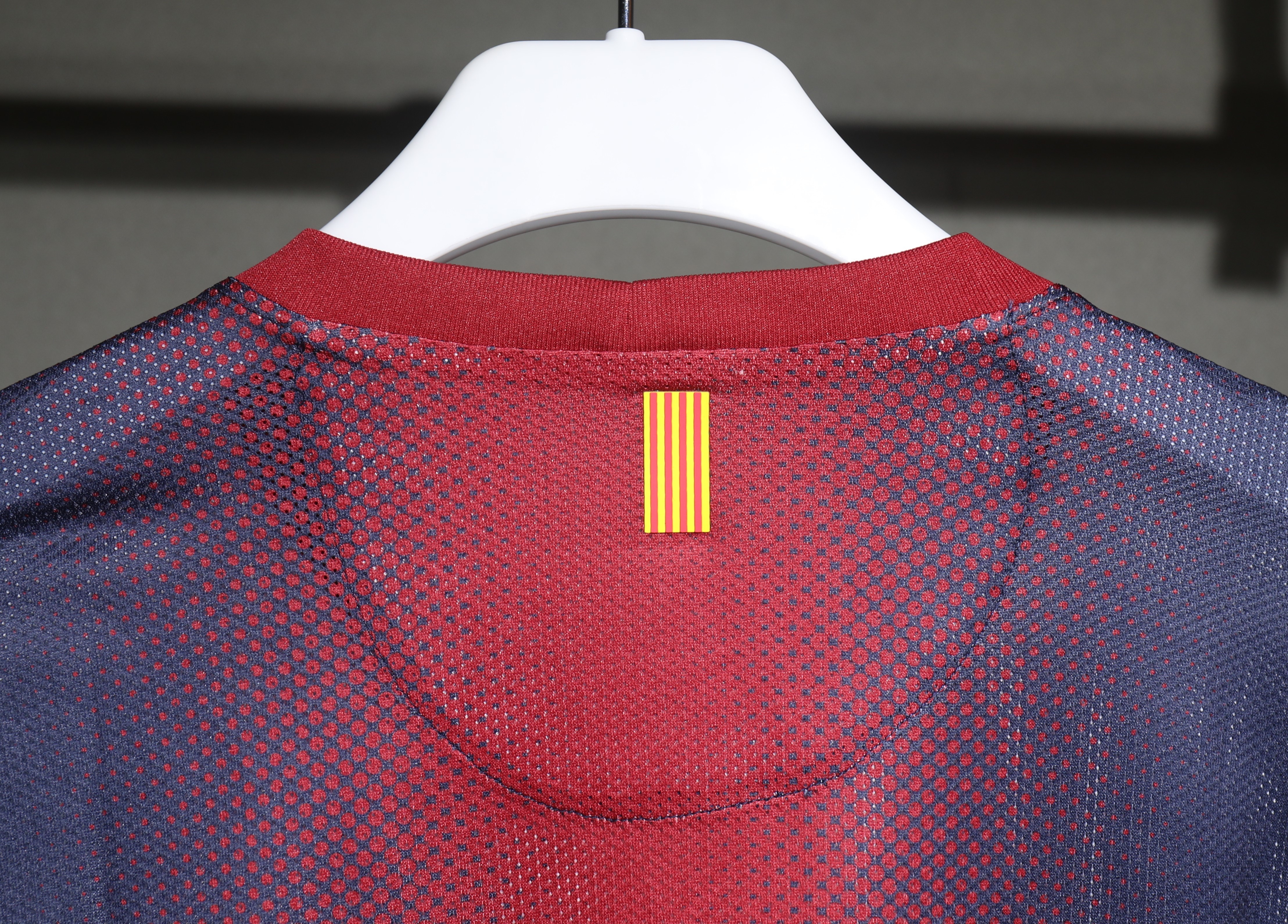 Authentic Barcelona Retro Jersey Home Long Sleeve Soccer Shirt 2012-13