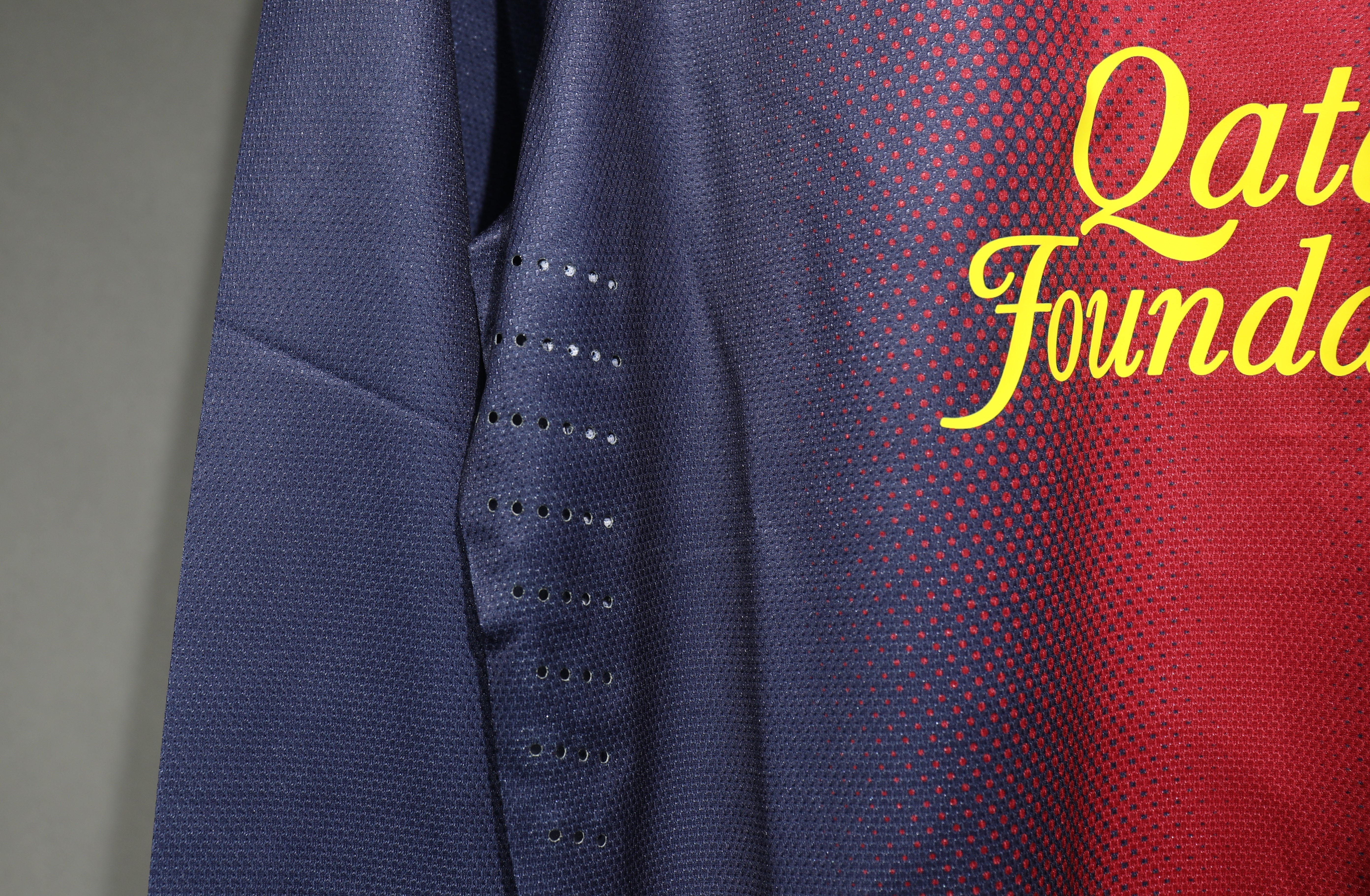 Authentic Barcelona Retro Jersey Home Long Sleeve Soccer Shirt 2012-13