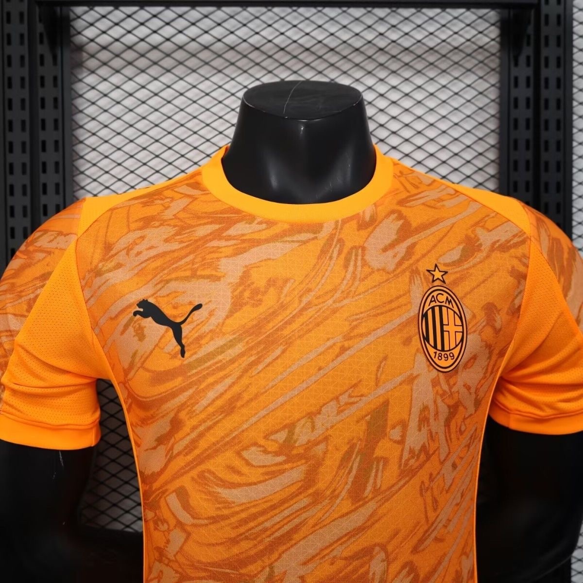 AC Milan Authentic Soccer Jersey Goalkeeper Shirt 2025/26
