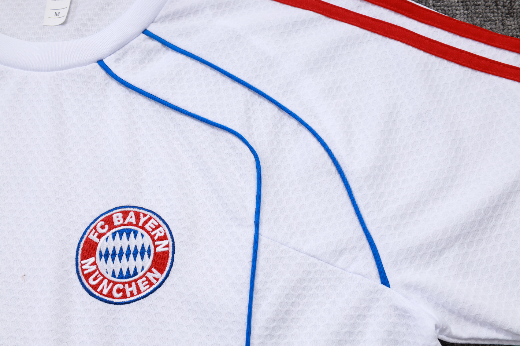 Bayern Munich Training Jersey Kit White 2025/26
