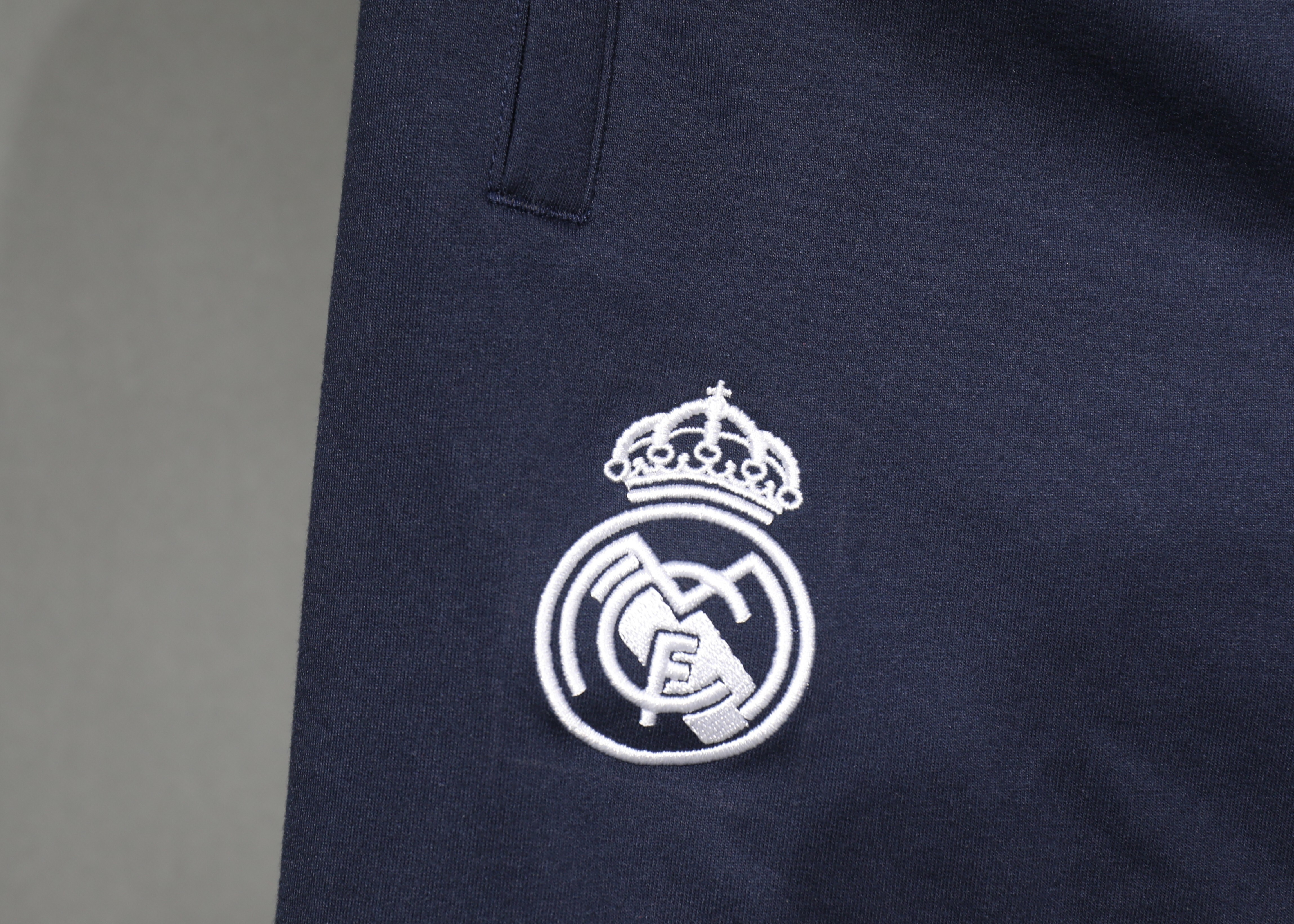 Real Madrid Hoodie Training Kit (Sweatshirt+Pants) 2025/26