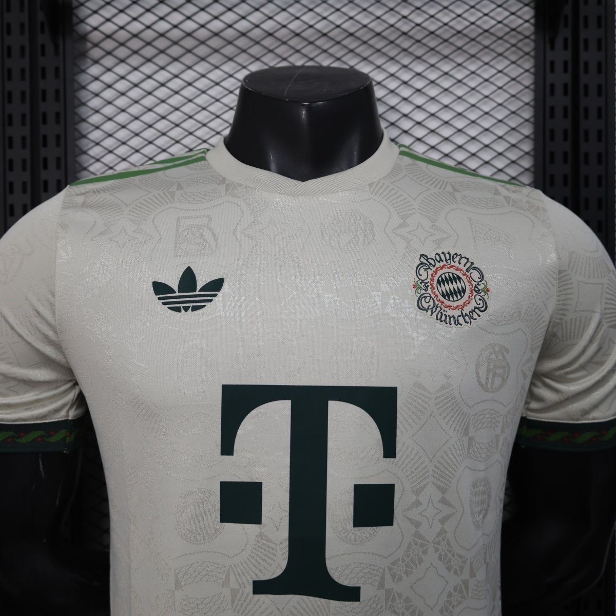 Authentic Bayern Munich Soccer Jersey Oktoberfest Special Edition Shirt 2025/26